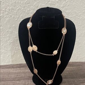 Chic Gold-Tone Necklace with Crystal Details